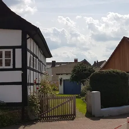 Das Fachwerkhäuschen Bad Pyrmont Exterior foto